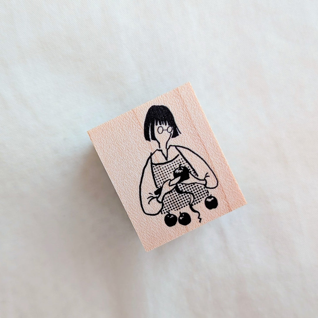 MA7stamp / Rubber Stamp -Fumiko peeling apples