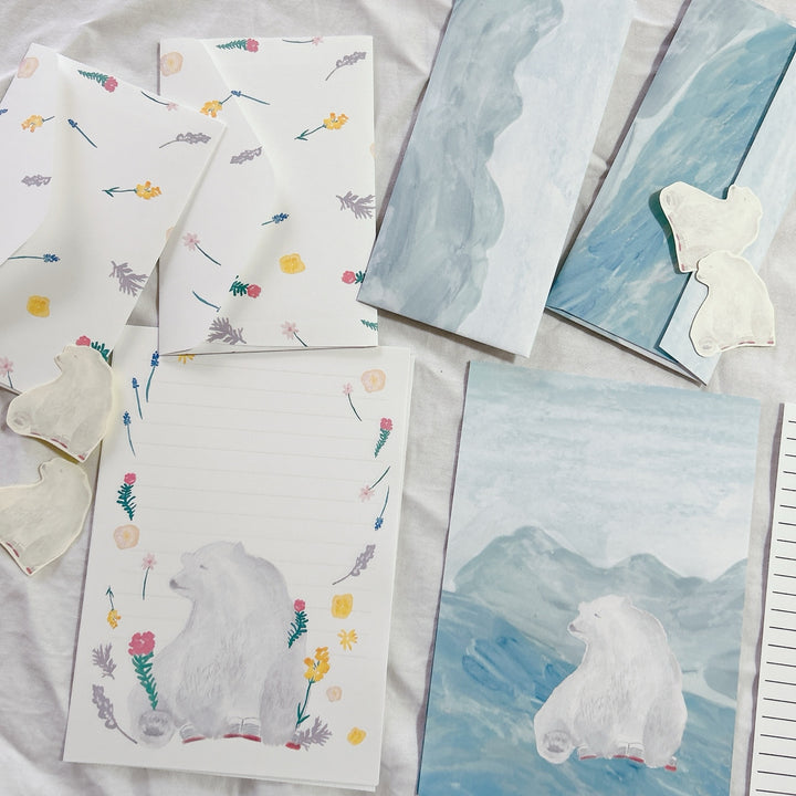 Kisetsu no Tegamiya / Letter Writing Set -Polar Bear Lost in a Book