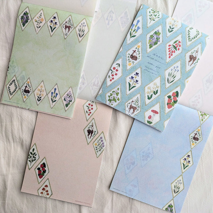 Midori Asano / Writing Pad -deer dream