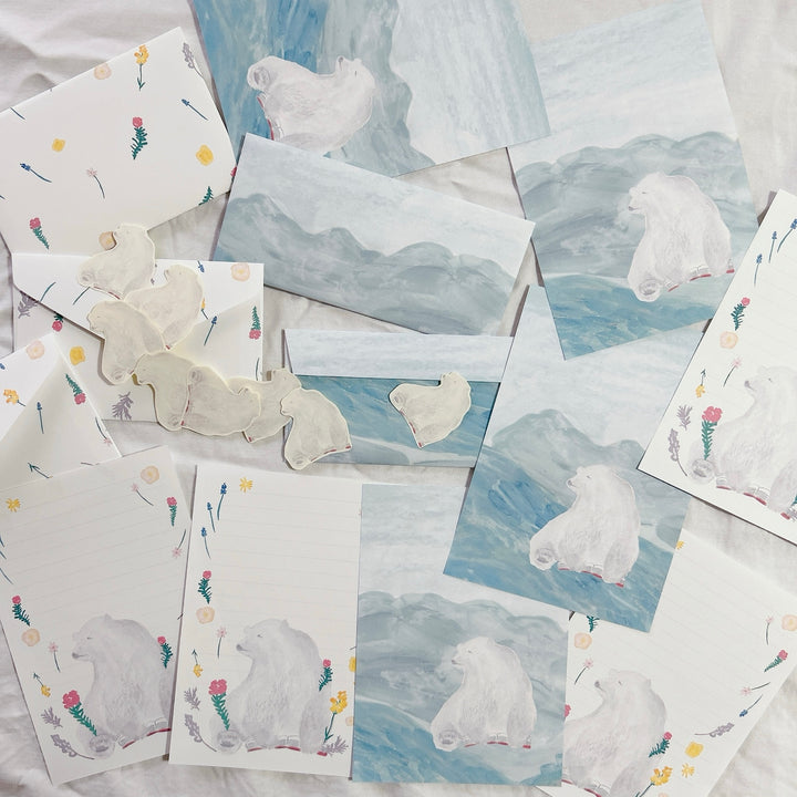 Kisetsu no Tegamiya / Letter Writing Set -Polar Bear Lost in a Book