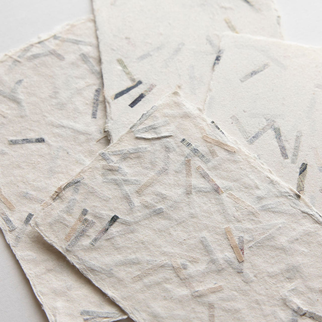 WACCA Handmade deckle edged washi paper card /with Banknote Chip BU36